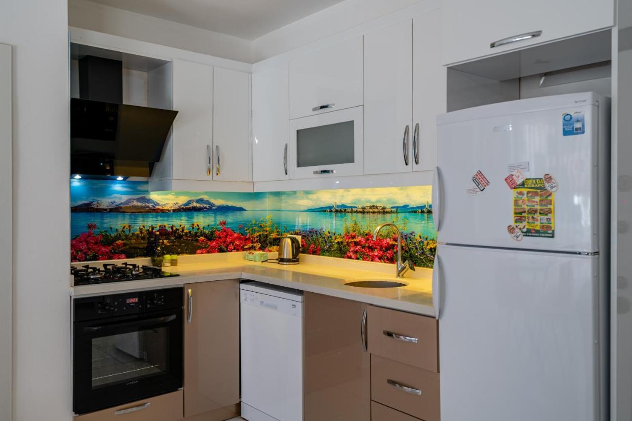 Sare Suites Downtown Antalia Esterno foto