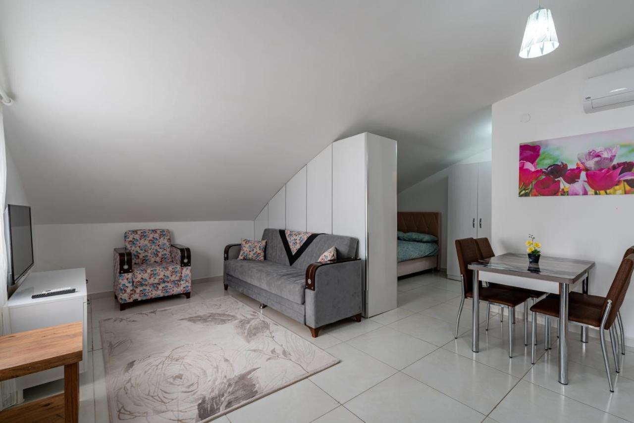 Sare Suites Downtown Antalia Esterno foto