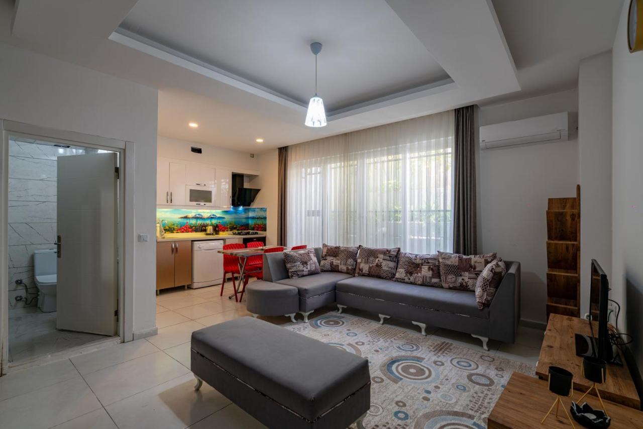 Sare Suites Downtown Antalia Esterno foto