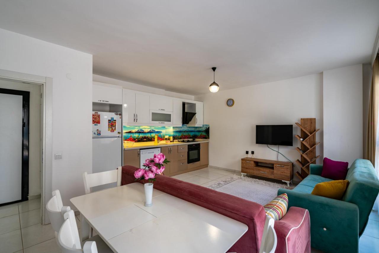 Sare Suites Downtown Antalia Esterno foto