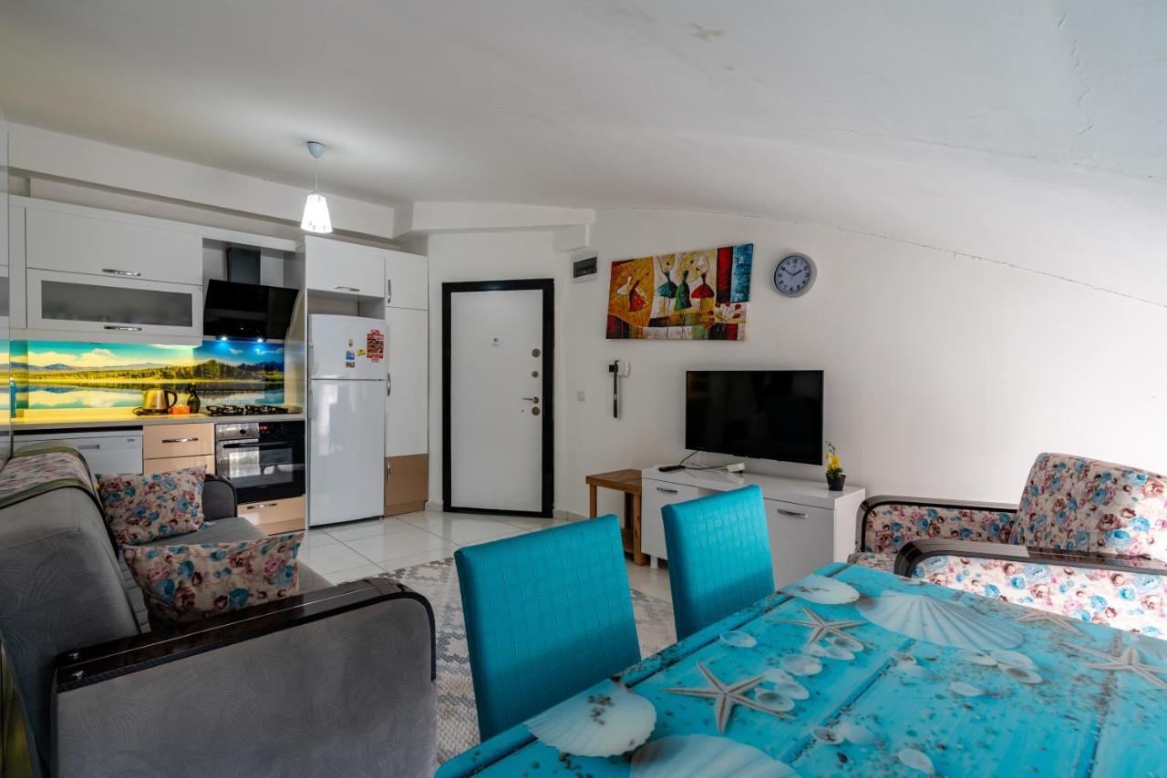 Sare Suites Downtown Antalia Esterno foto