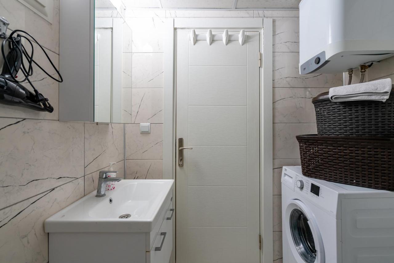 Sare Suites Downtown Antalia Esterno foto