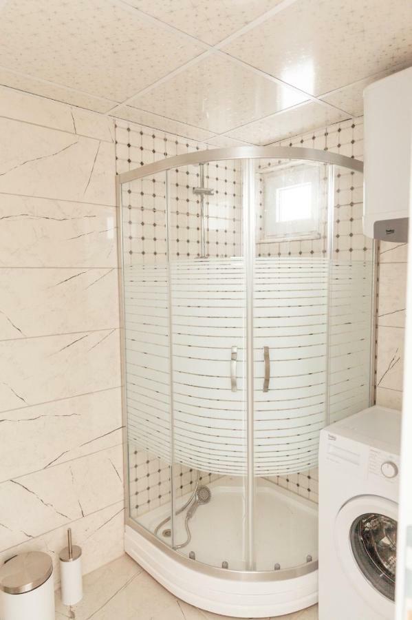 Sare Suites Downtown Antalia Esterno foto